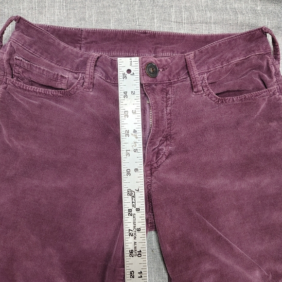 True Religion Halle Stretch Women's Size 28x29 Burgundy Corduroy Jeans - Picture 3 of 12